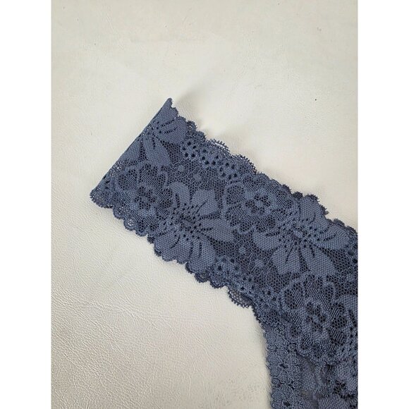 NWT Victoria's Secret Pink Womens Gray Floral Lace Thong Underwear Size S - Picture 2 of 11